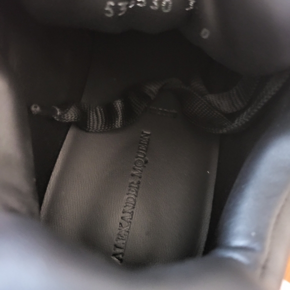 Alexander McQueen Black Men's Sneakers - Picture 11 of 11